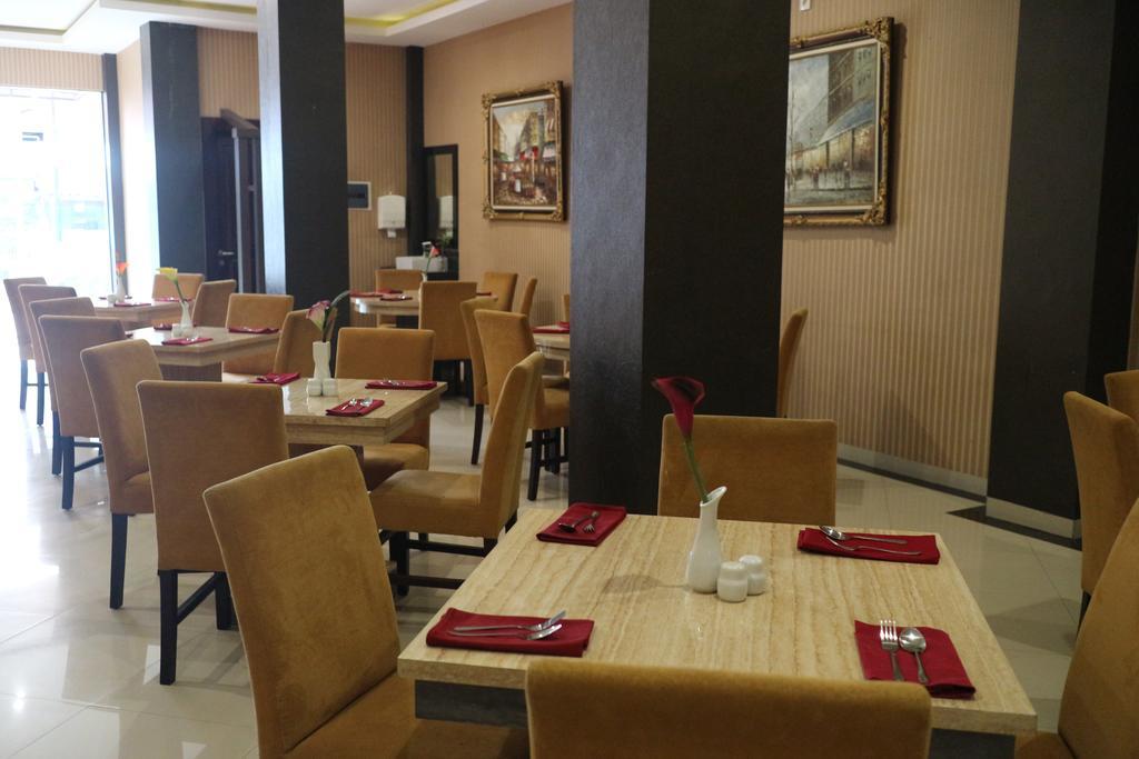 Grand Dian Boutique Hotel Чиребон Екстер'єр фото