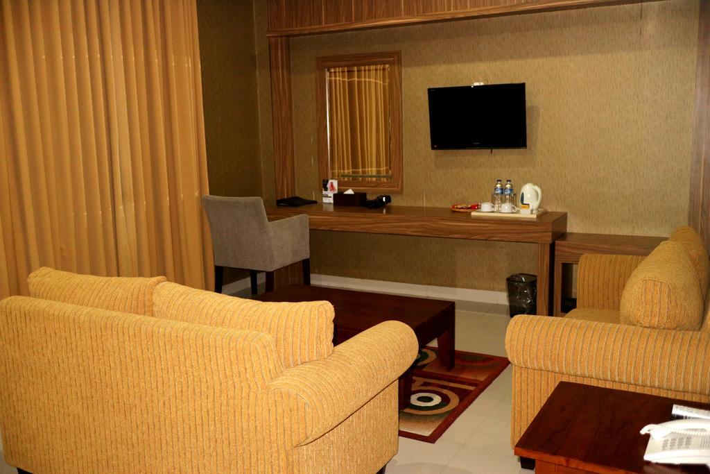 Grand Dian Boutique Hotel Чиребон Екстер'єр фото