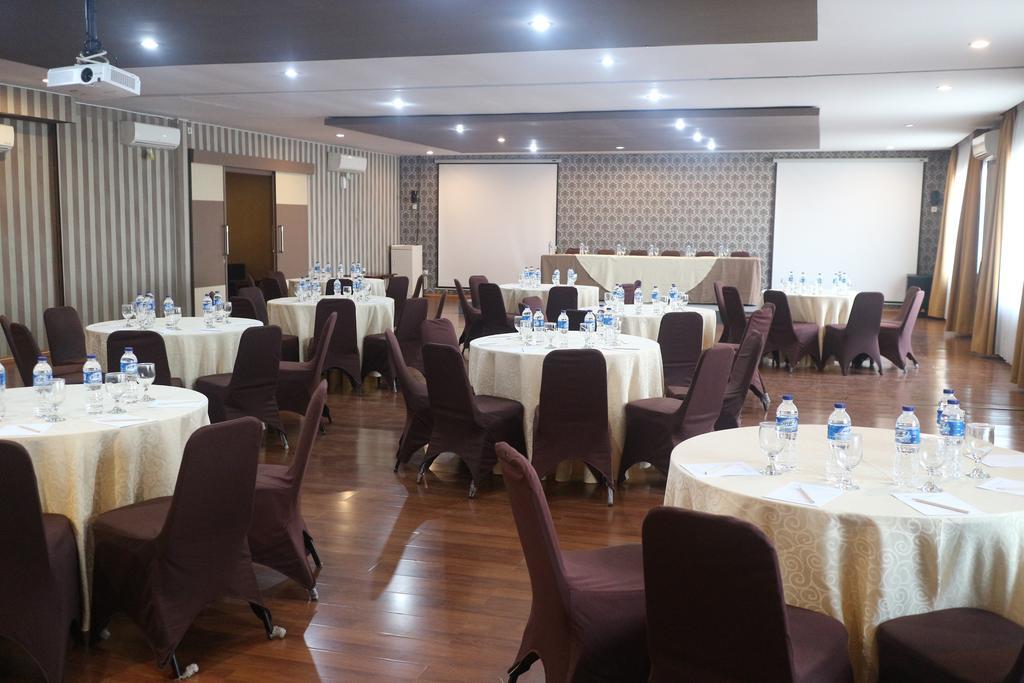 Grand Dian Boutique Hotel Чиребон Екстер'єр фото