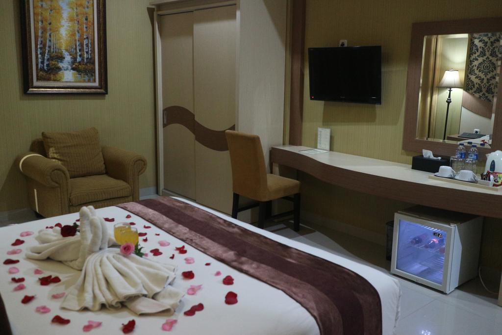 Grand Dian Boutique Hotel Чиребон Екстер'єр фото
