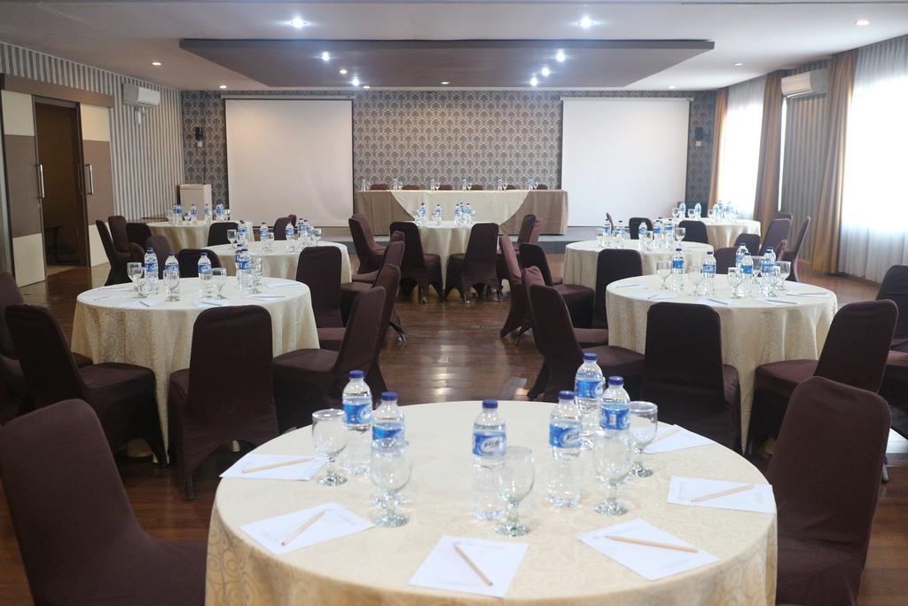 Grand Dian Boutique Hotel Чиребон Екстер'єр фото